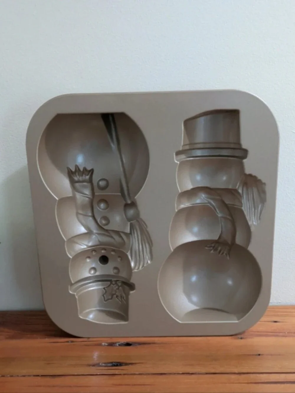 Nordic Ware Snowman Cake Pan